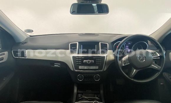 Buy Used Mercedes‒Benz ML-Class White Car in Maputo in Maputo Buy Used Mercedes‒Benz ML-Class White Car in Maputo in Maputo