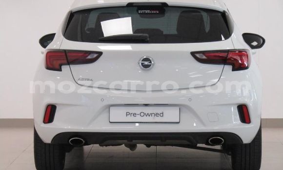 Tenga Tsaru Opel Astra Chena Mota in Maputo in Maputo Tenga Tsaru Opel Astra Chena Mota in Maputo in Maputo