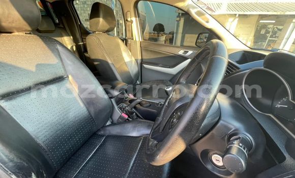 Buy Used Mazda BT-50 Silver Car in Maputo in Maputo Buy Used Mazda BT-50 Silver Car in Maputo in Maputo