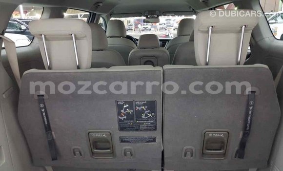 Comprar Importar Kia Carnival De outros Carro em Import - Dubai em Cabo Delgado