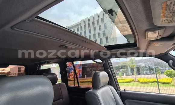 Nunua Ilio tumika Toyota Land Cruiser Prado Nyeupe Gari ndani ya Maputo nchini Maputo Nunua Ilio tumika Toyota Land Cruiser Prado Nyeupe Gari ndani ya Maputo nchini Maputo