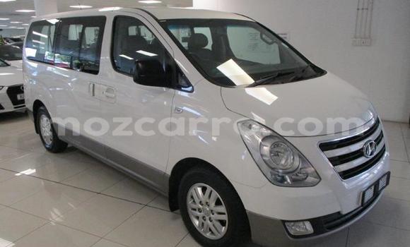 Comprar Usado Hyundai H1 Branco Carro em Maputo em Maputo Comprar Usado Hyundai H1 Branco Carro em Maputo em Maputo
