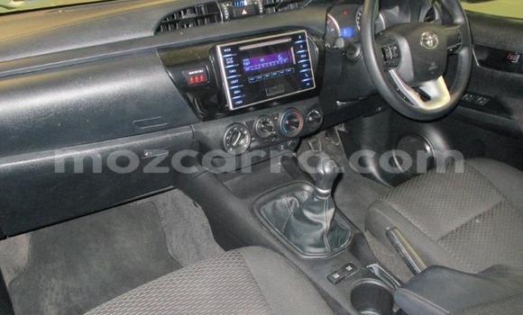Buy Used Toyota Hilux White Car in Maputo in Maputo Buy Used Toyota Hilux White Car in Maputo in Maputo