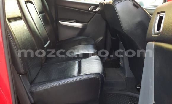 Nunua Ilio tumika Mazda BT-50 Nyekundu Gari ndani ya Maputo nchini Maputo Nunua Ilio tumika Mazda BT-50 Nyekundu Gari ndani ya Maputo nchini Maputo