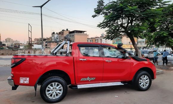 Nunua Ilio tumika Mazda BT-50 Nyekundu Gari ndani ya Maputo nchini Maputo Nunua Ilio tumika Mazda BT-50 Nyekundu Gari ndani ya Maputo nchini Maputo