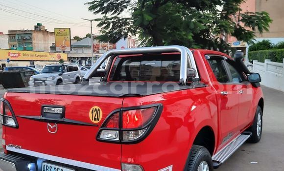 Nunua Ilio tumika Mazda BT-50 Nyekundu Gari ndani ya Maputo nchini Maputo Nunua Ilio tumika Mazda BT-50 Nyekundu Gari ndani ya Maputo nchini Maputo