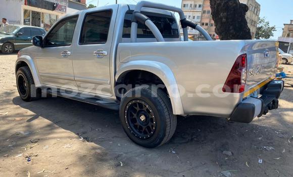 Nunua Ilio tumika Isuzu KB Fedha Gari ndani ya Maputo nchini Maputo Nunua Ilio tumika Isuzu KB Fedha Gari ndani ya Maputo nchini Maputo