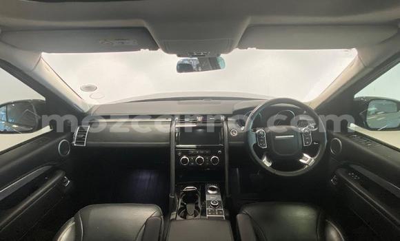Buy Used Land Rover Discovery White Car in Mocambique in Nampula Buy Used Land Rover Discovery White Car in Mocambique in Nampula