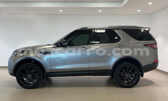 Buy Used Land Rover Discovery White Car in Mocambique in Nampula Buy Used Land Rover Discovery White Car in Mocambique in Nampula