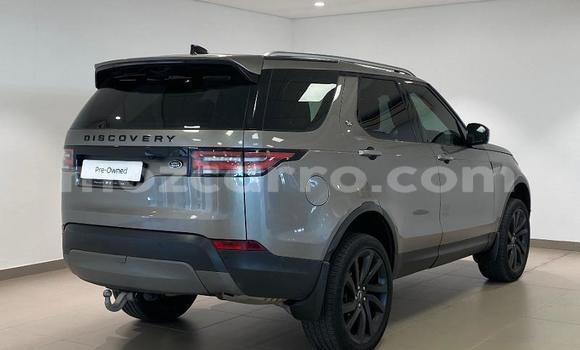 Buy Used Land Rover Discovery White Car in Mocambique in Nampula Buy Used Land Rover Discovery White Car in Mocambique in Nampula