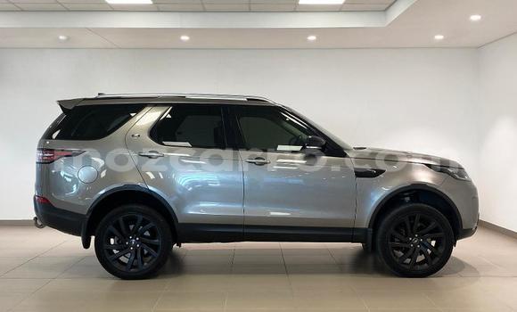 Buy Used Land Rover Discovery White Car in Mocambique in Nampula Buy Used Land Rover Discovery White Car in Mocambique in Nampula