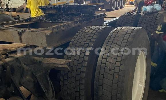 Nunua Ilio tumika Ford E 150 Cargo Van Nyeupe Lori ndani ya Maputo nchini Maputo Nunua Ilio tumika Ford E 150 Cargo Van Nyeupe Lori ndani ya Maputo nchini Maputo