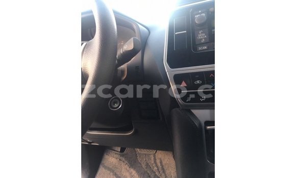 Nunua Imported Toyota Prado Nyeusi Gari ndani ya Import - Dubai nchini Cabo Delgado Nunua Imported Toyota Prado Nyeusi Gari ndani ya Import - Dubai nchini Cabo Delgado
