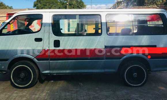 Nunua Ilio tumika Toyota Hiace Nyeupe Gari ndani ya Maputo nchini Maputo Nunua Ilio tumika Toyota Hiace Nyeupe Gari ndani ya Maputo nchini Maputo