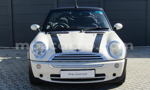 Nunua Ilio tumika MINI Cooper Nyeupe Gari ndani ya Mocambique nchini Nampula Nunua Ilio tumika MINI Cooper Nyeupe Gari ndani ya Mocambique nchini Nampula