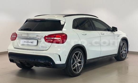 Tenga Tsaru Mercedes‒Benz GLA-klasse AMG Chena Mota in Maputo in Maputo Tenga Tsaru Mercedes‒Benz GLA-klasse AMG Chena Mota in Maputo in Maputo