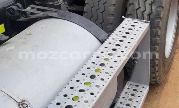 Buy Used Mercedes-Benz 740Li White Car in Maputo in Maputo Buy Used Mercedes-Benz 740Li White Car in Maputo in Maputo