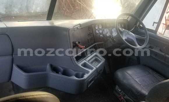 Buy Used Mercedes-Benz 740Li White Car in Maputo in Maputo Buy Used Mercedes-Benz 740Li White Car in Maputo in Maputo