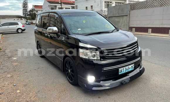 Comprar Usado Toyota Voxy Preto Carro em Maputo em Maputo Comprar Usado Toyota Voxy Preto Carro em Maputo em Maputo