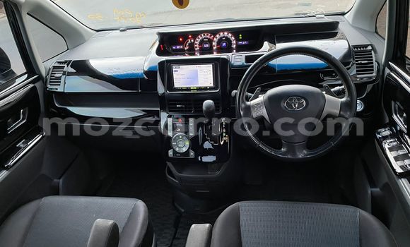 Nunua Ilio tumika Toyota Voxy Nyeusi Gari ndani ya Maputo nchini Maputo Nunua Ilio tumika Toyota Voxy Nyeusi Gari ndani ya Maputo nchini Maputo