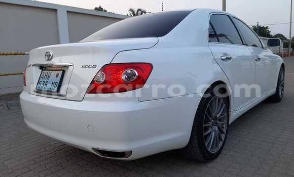 Nunua Ilio tumika Toyota Mark X Nyeupe Gari ndani ya Maputo nchini Maputo Nunua Ilio tumika Toyota Mark X Nyeupe Gari ndani ya Maputo nchini Maputo