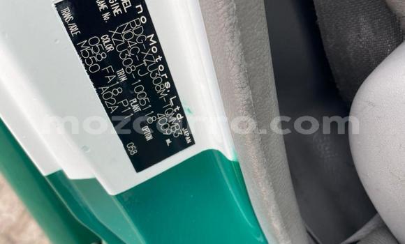 Nunua Ilio tumika Toyota Hilux Nyeupe Gari ndani ya Maputo nchini Maputo Nunua Ilio tumika Toyota Hilux Nyeupe Gari ndani ya Maputo nchini Maputo