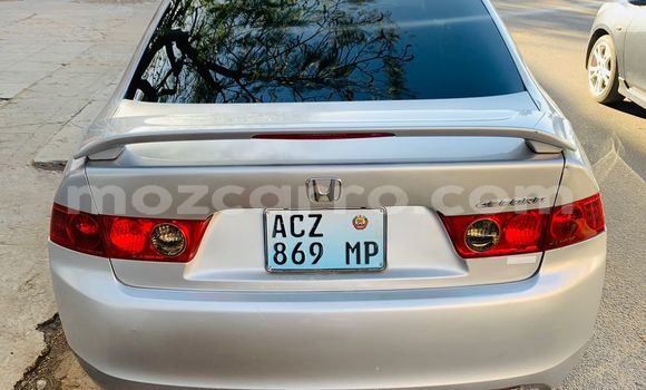 Nunua Ilio tumika Honda Accord Fedha Gari ndani ya Maputo nchini Maputo Nunua Ilio tumika Honda Accord Fedha Gari ndani ya Maputo nchini Maputo