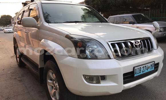 Nunua Ilio tumika Toyota Land Cruiser Prado Nyeupe Gari ndani ya Maputo nchini Maputo Nunua Ilio tumika Toyota Land Cruiser Prado Nyeupe Gari ndani ya Maputo nchini Maputo