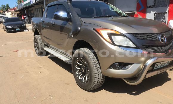 Nunua Ilio tumika Mazda BT-50 Brown Gari ndani ya Maputo nchini Maputo Nunua Ilio tumika Mazda BT-50 Brown Gari ndani ya Maputo nchini Maputo