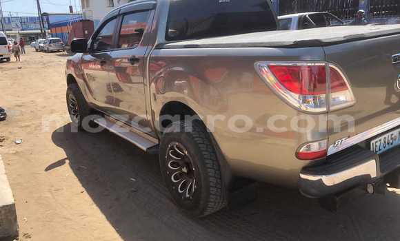 Nunua Ilio tumika Mazda BT-50 Brown Gari ndani ya Maputo nchini Maputo Nunua Ilio tumika Mazda BT-50 Brown Gari ndani ya Maputo nchini Maputo