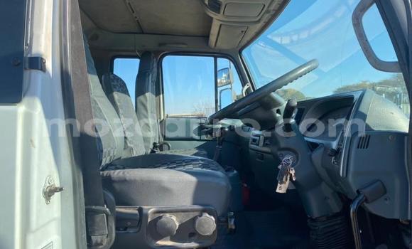 Comprar Usado Nissan UD Branco Caminhão em Chibuto em Gaza Comprar Usado Nissan UD Branco Caminhão em Chibuto em Gaza