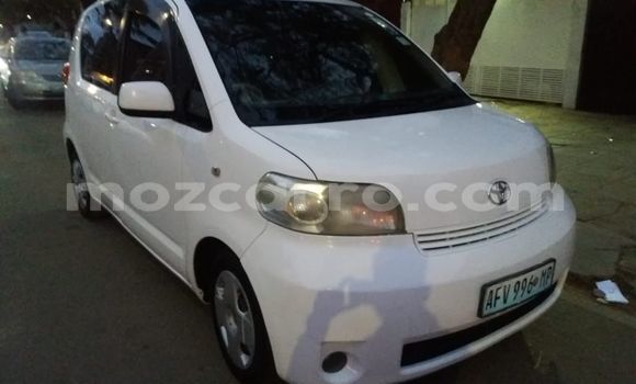 Nunua Ilio tumika Toyota Porte Nyeupe Gari ndani ya Maputo nchini Maputo Nunua Ilio tumika Toyota Porte Nyeupe Gari ndani ya Maputo nchini Maputo
