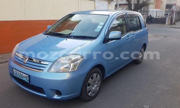 Comprar Usado Toyota Raum Azul Carro em Maputo em Maputo