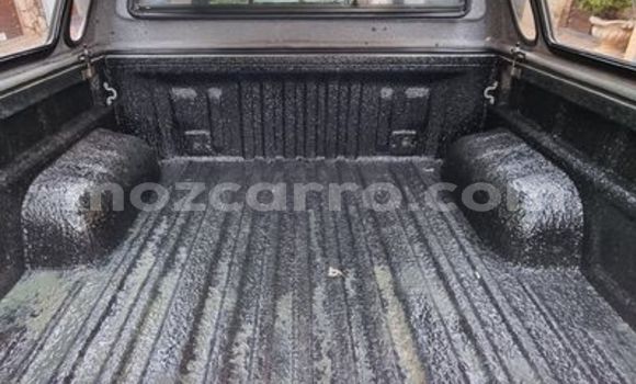 Tenga Tsaru Toyota Hilux Chena Mota in Angoche in Nampula Tenga Tsaru Toyota Hilux Chena Mota in Angoche in Nampula