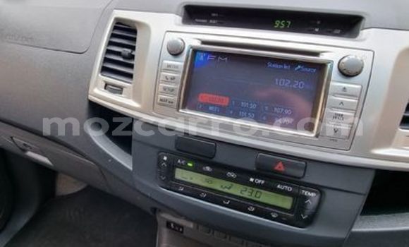 Tenga Tsaru Toyota Hilux Chena Mota in Angoche in Nampula Tenga Tsaru Toyota Hilux Chena Mota in Angoche in Nampula