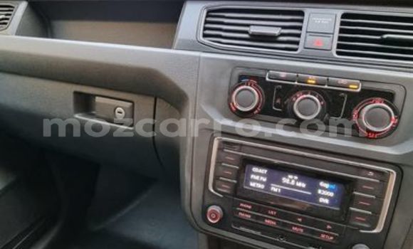 Tenga Tsaru Volkswagen Caddy Chena Mota in Inhaminga in Sofala Tenga Tsaru Volkswagen Caddy Chena Mota in Inhaminga in Sofala