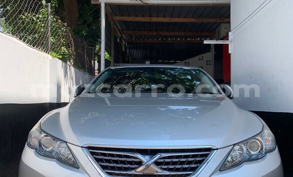 Comprar Usado Toyota Mark X Prata Carro em Maputo em Maputo