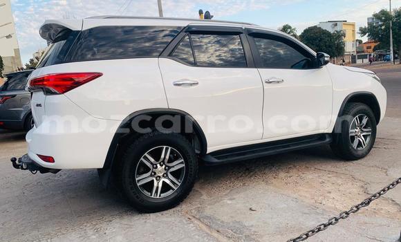 Buy Used Toyota Fortuner White Car in Maputo in Maputo Buy Used Toyota Fortuner White Car in Maputo in Maputo