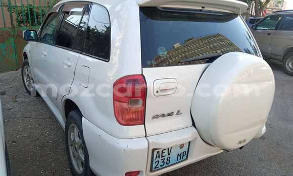 Nunua Ilio tumika Toyota RAV4 Nyeupe Gari ndani ya Maputo nchini Maputo Nunua Ilio tumika Toyota RAV4 Nyeupe Gari ndani ya Maputo nchini Maputo
