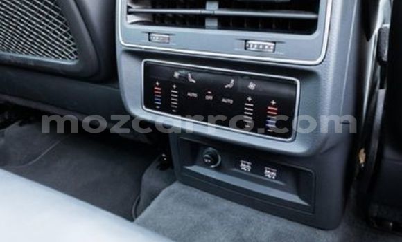 Tenga Tsaru Audi Q7 Tsvuku Mota in Inhambane in Inhambane Tenga Tsaru Audi Q7 Tsvuku Mota in Inhambane in Inhambane