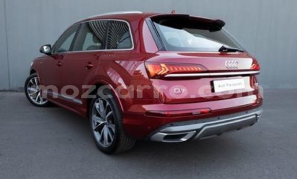 Tenga Tsaru Audi Q7 Tsvuku Mota in Inhambane in Inhambane Tenga Tsaru Audi Q7 Tsvuku Mota in Inhambane in Inhambane