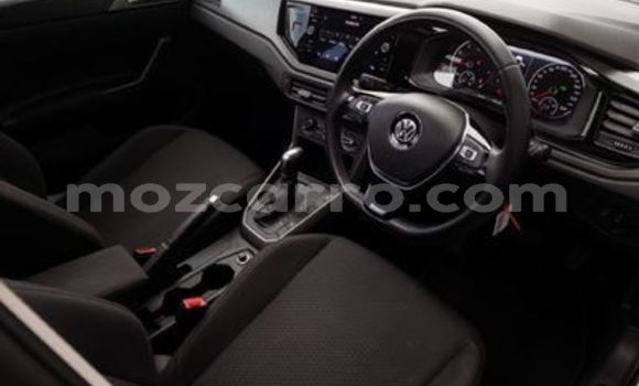 Buy Used Volkswagen Polo White Car in Maputo in Maputo