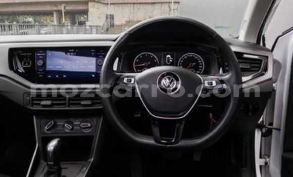 Buy Used Volkswagen Polo White Car in Maputo in Maputo Buy Used Volkswagen Polo White Car in Maputo in Maputo