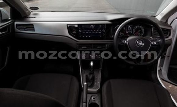 Buy Used Volkswagen Polo White Car in Maputo in Maputo Buy Used Volkswagen Polo White Car in Maputo in Maputo