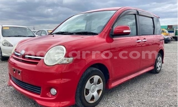 Tenga Itsva Toyota Sienta Tsvuku Mota in Maputo in Maputo Tenga Itsva Toyota Sienta Tsvuku Mota in Maputo in Maputo