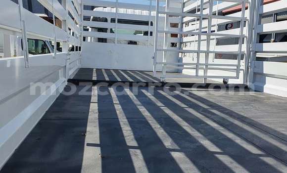 Tenga Tsaru Isuzu FTR 850 Chena Rori in Maputo in Maputo Tenga Tsaru Isuzu FTR 850 Chena Rori in Maputo in Maputo