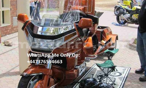 Buy Used Honda GOLD WING Red Bike in Maputo in Maputo Buy Used Honda GOLD WING Red Bike in Maputo in Maputo
