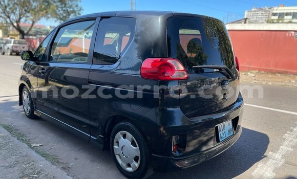 Nunua Ilio tumika Toyota Porte Nyeusi Gari ndani ya Maputo nchini Maputo Nunua Ilio tumika Toyota Porte Nyeusi Gari ndani ya Maputo nchini Maputo
