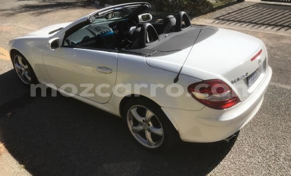 Comprar Usado Mercedes‒Benz SLK-Class Branco Carro em Maputo em Maputo Comprar Usado Mercedes‒Benz SLK-Class Branco Carro em Maputo em Maputo