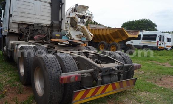 Comprar Usado Mercedes‒Benz 2644 Branco Caminhão em Maputo em Maputo Comprar Usado Mercedes‒Benz 2644 Branco Caminhão em Maputo em Maputo